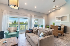 Living room with double slider